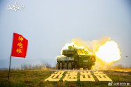 71st Group Army organized an artillery unit to conduct live-fire shooting training 05.jpg