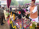 Shashtra Puja prayer on Indian weapons 2.jpg