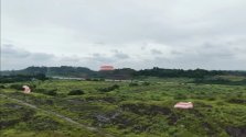 9月8日，我国自主研发的大型模块化商用无人机在自贡兰田机场开展大载重连续空投试验，在场高300米高度完成3件货物包共计1.2吨货物的连续空投，落点精度100米以内，试验取得圆满成功。该无人...jpg