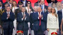 16751744_061425-cc-ap-military-parade-hegseth-trump-melania-img.jpg