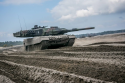 Leopard 2A5s of the 11th Armoured Cavalry Division.png