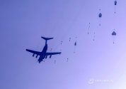 Y-20-paratrooper.jpg