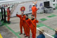 Sea_survival_training_China_pillars.jpg