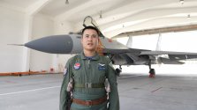 J-15 pilot 3.jpg